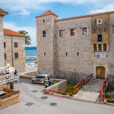 Heritage Villa Vitturi Sea View Kaštela エクステリア 写真