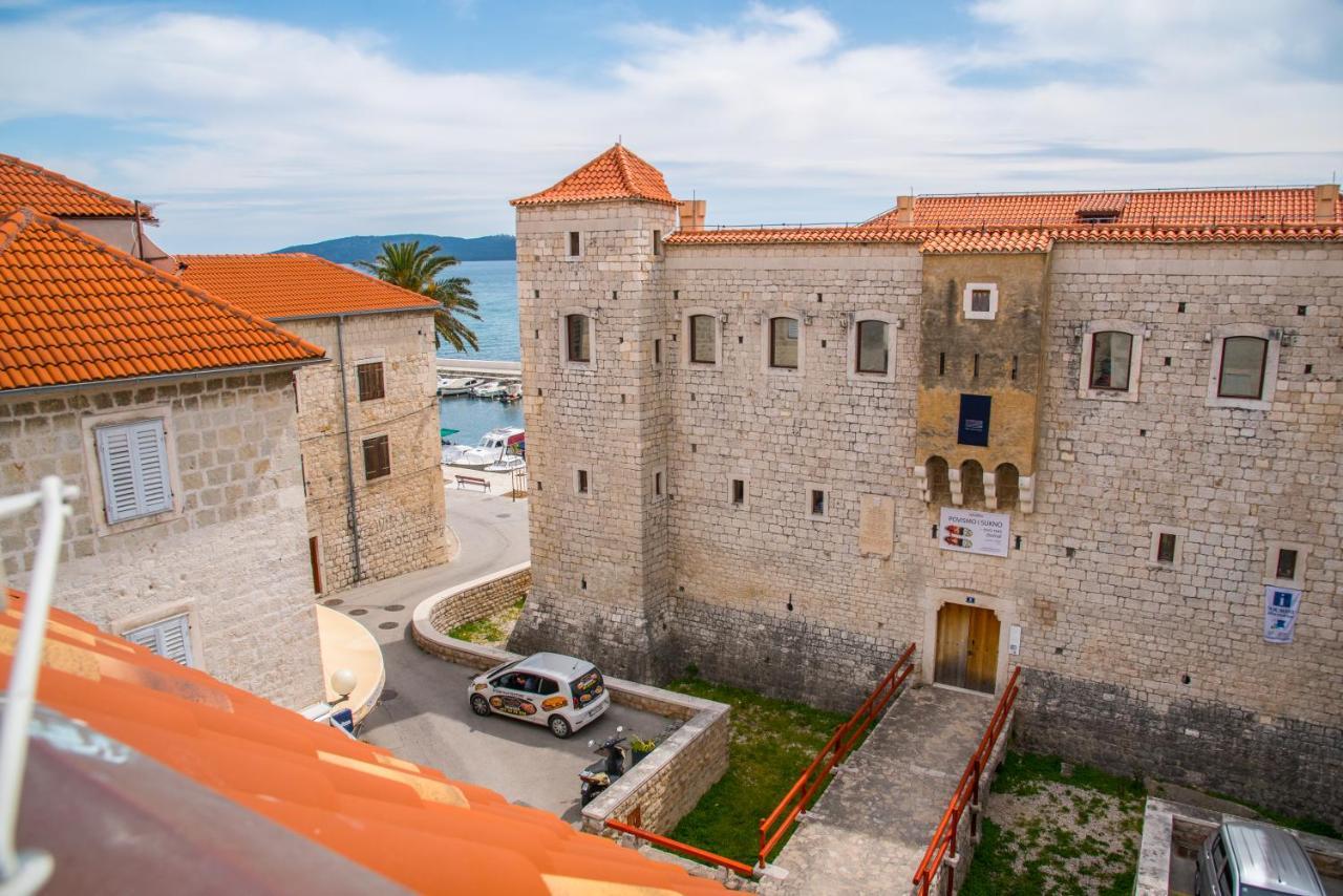 Heritage Villa Vitturi Sea View Kaštela エクステリア 写真
