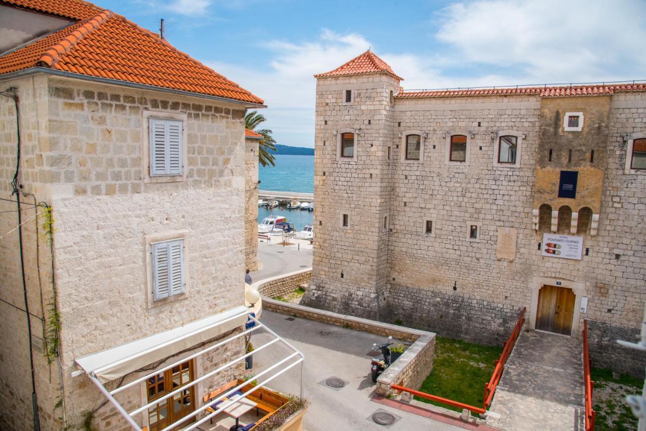 Heritage Villa Vitturi Sea View Kaštela エクステリア 写真
